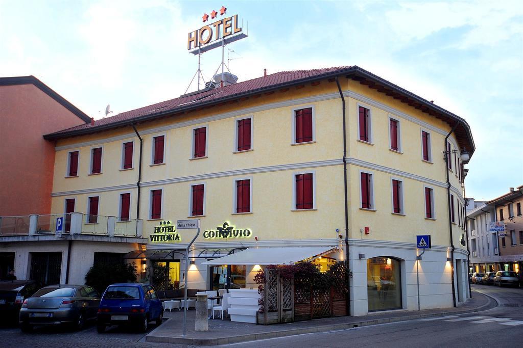 Hotel Vittoria San Giorgio di Nogaro Exterior photo